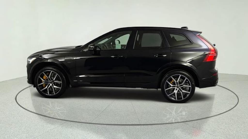 New 2026 Volvo XC60 plug-in hybrid T8 Polestar Engineered SUV