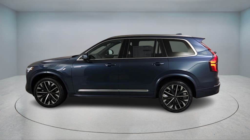 New 2026 Volvo XC90 B6 Plus 7-Seater SUV