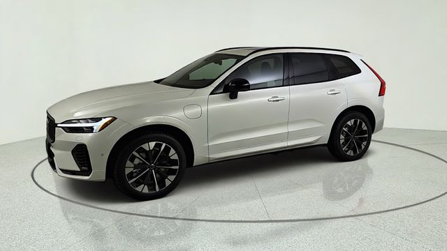 New 2026 Volvo XC60 plug-in hybrid T8 Plus SUV
