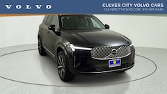 2026 Volvo XC90 plug-in hybrid T8 Core SUV