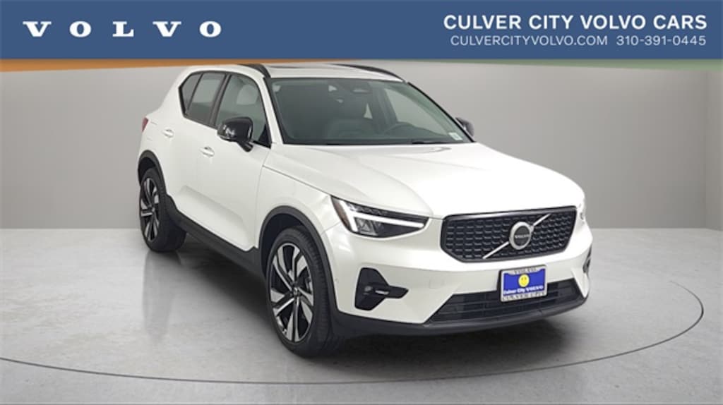 Used 2024 Volvo XC40 B5 Plus Dark SUV