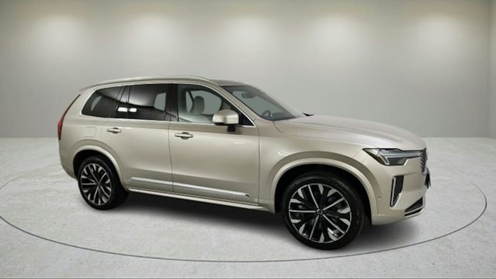 New 2026 Volvo XC90 plug-in hybrid T8 Plus 7-Seater SUV