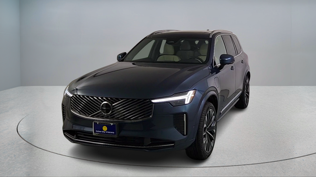 New 2026 Volvo XC90 plug-in hybrid T8 Plus 7-Seater SUV