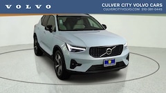 2026 Volvo XC40 B5 Plus SUV
