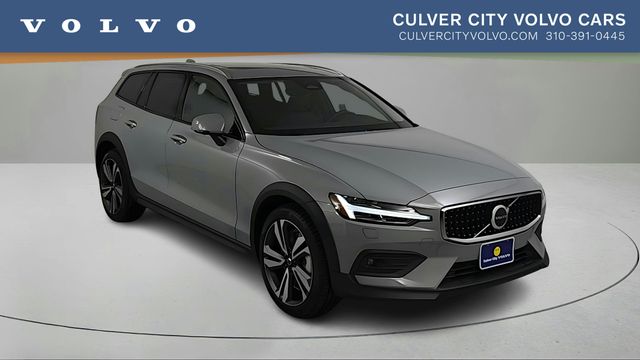  Volvo V60 Cross Country
