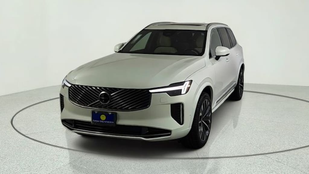 New 2026 Volvo XC90 B6 Plus 7-Seater SUV