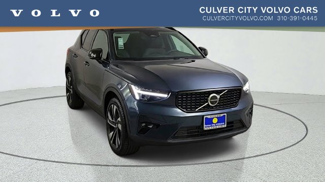 2026 Volvo XC40 B5 Ultra SUV