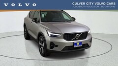 2026 Volvo XC40 B5 Plus SUV