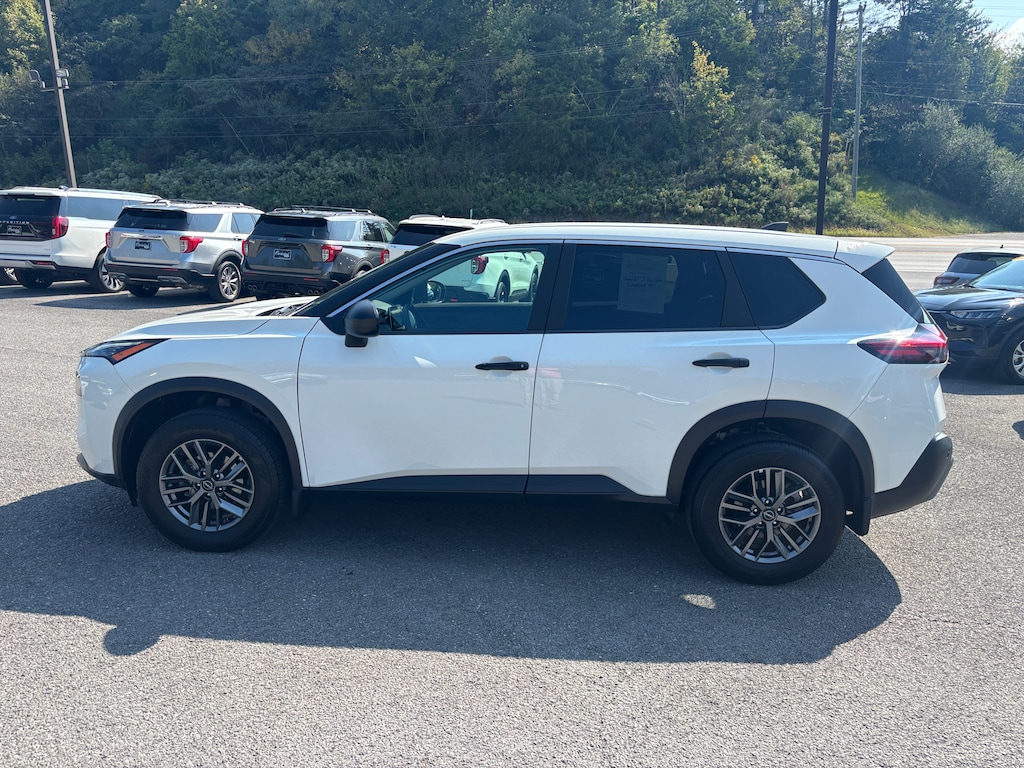 Used 2023 Nissan Rogue S AWD SUV