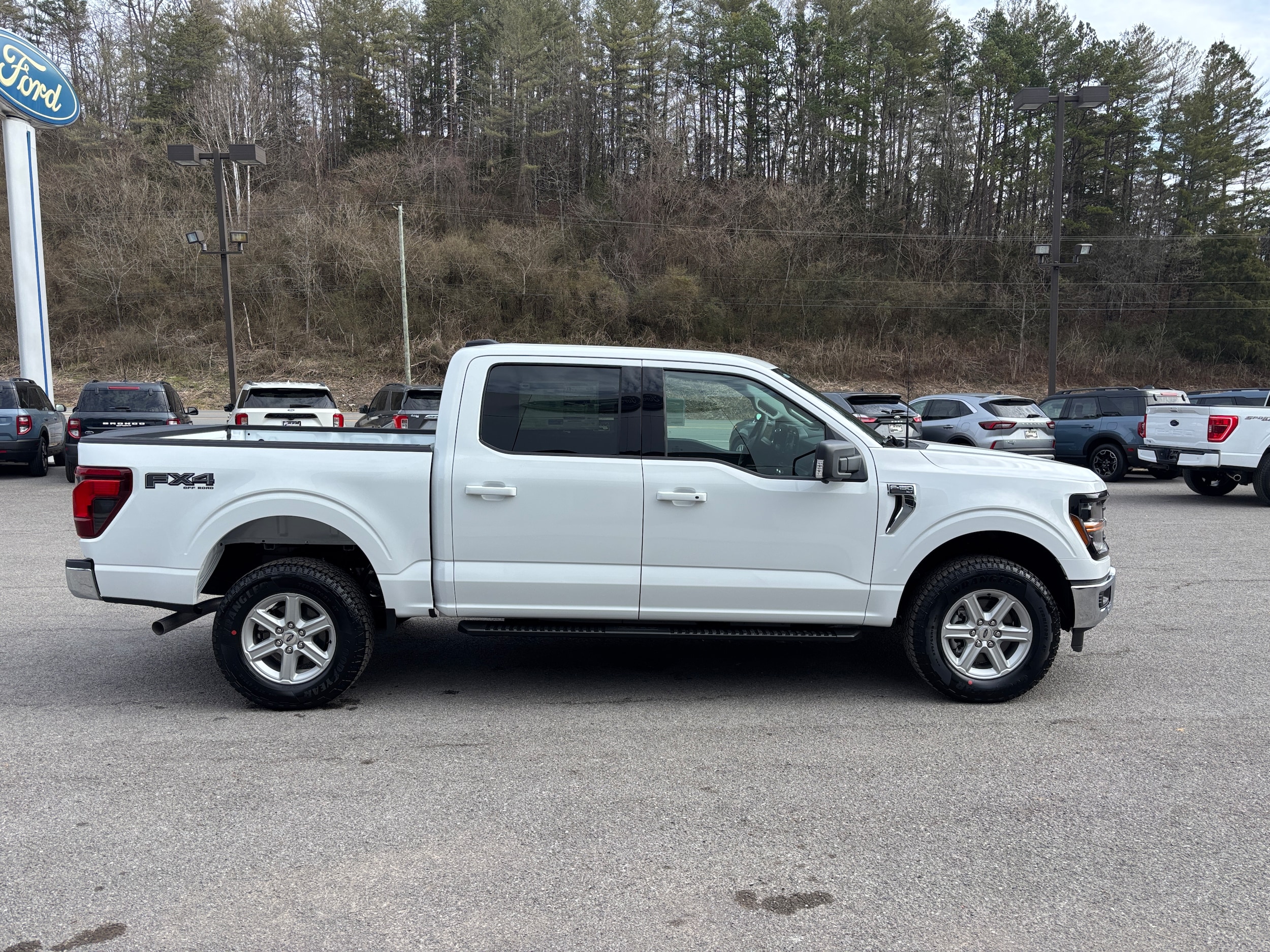 2026 Ford F-150 XLT - Photo 6
