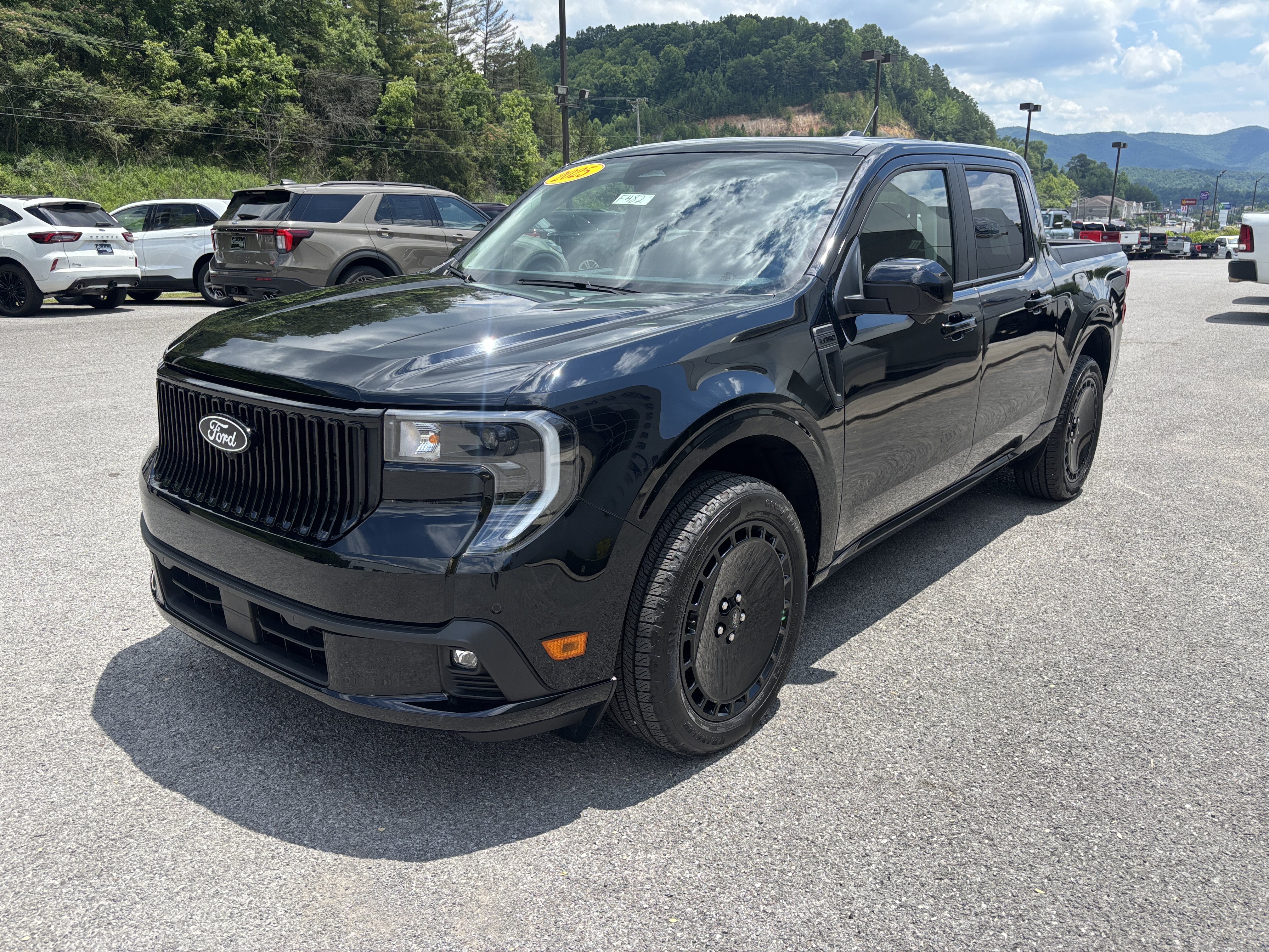 2025 Ford Maverick LOBO High AWD Crew Cab Short Bed Truck