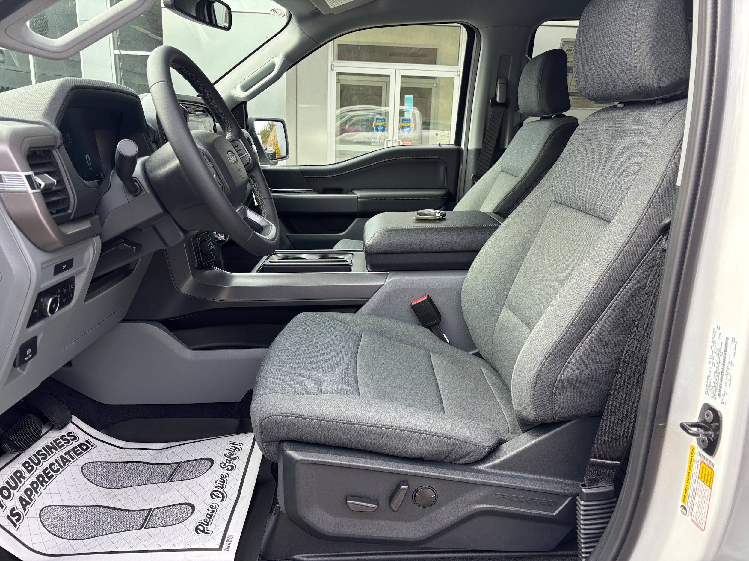 2026 Ford F-150 XLT - Photo 12