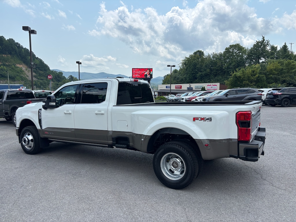 New 2026 Ford Super Duty F-350® King Ranch® TRUCK