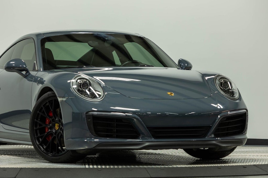 Used 2017 Porsche 911 Carrera 4S Coupe