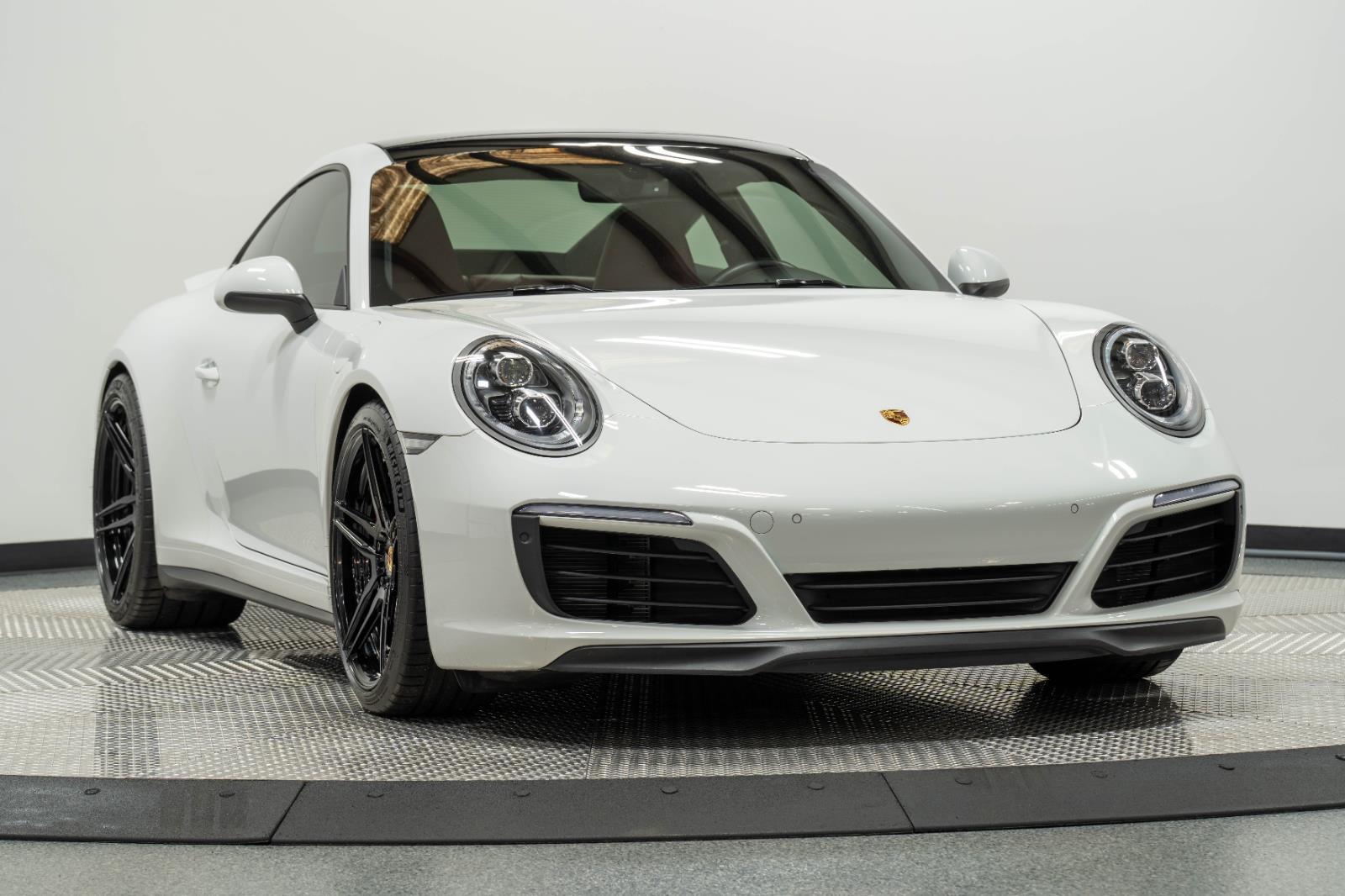 2018 Porsche 911