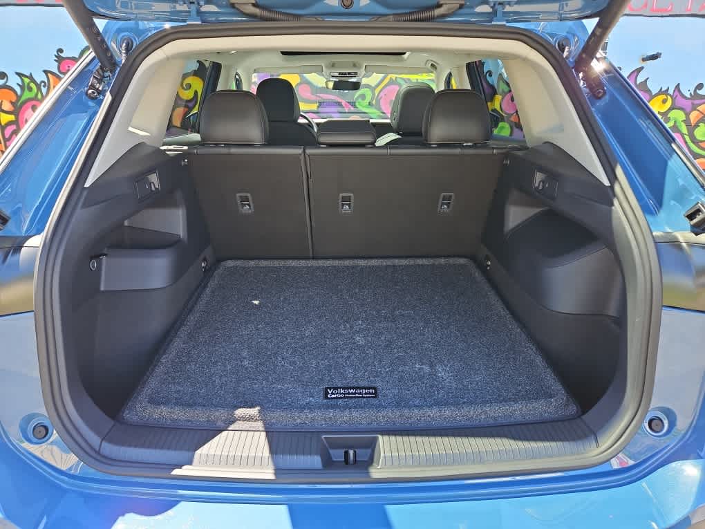 2026 Volkswagen Tiguan SE - Photo 9