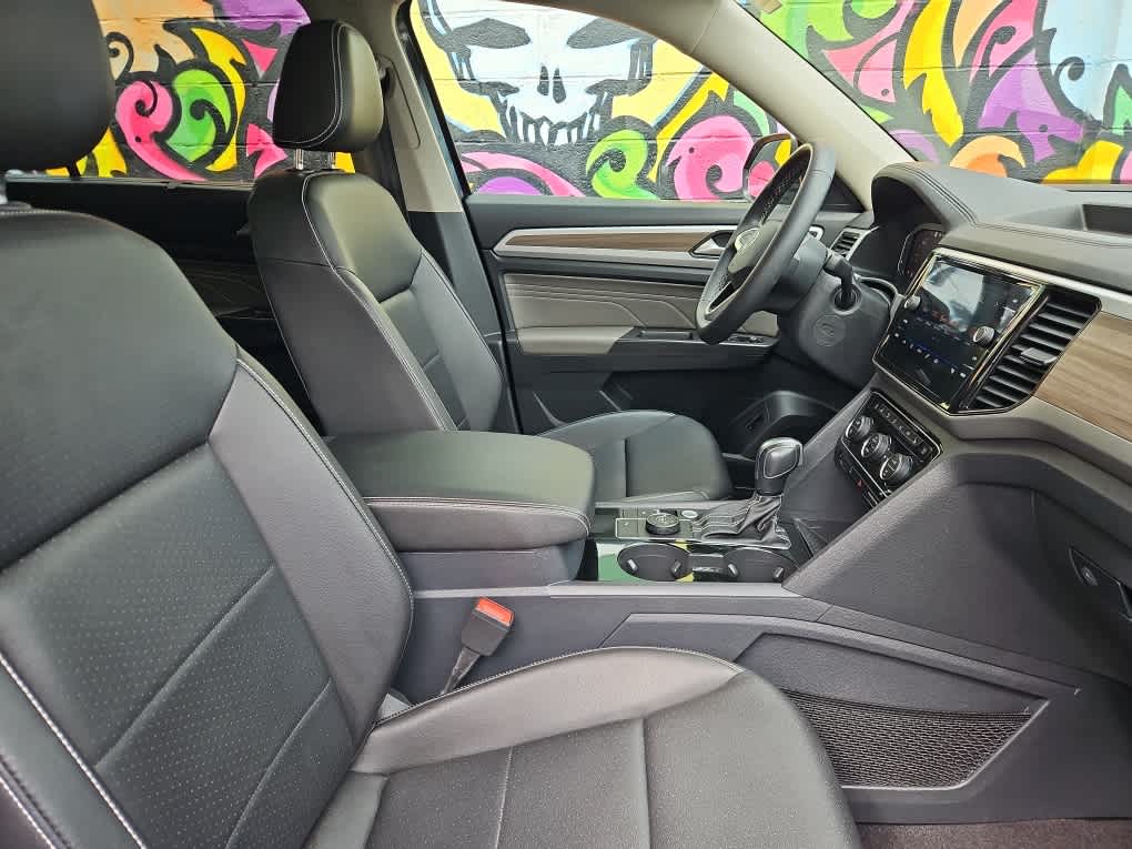 Used 2023 Volkswagen Atlas 3.6L V6 SEL SUV