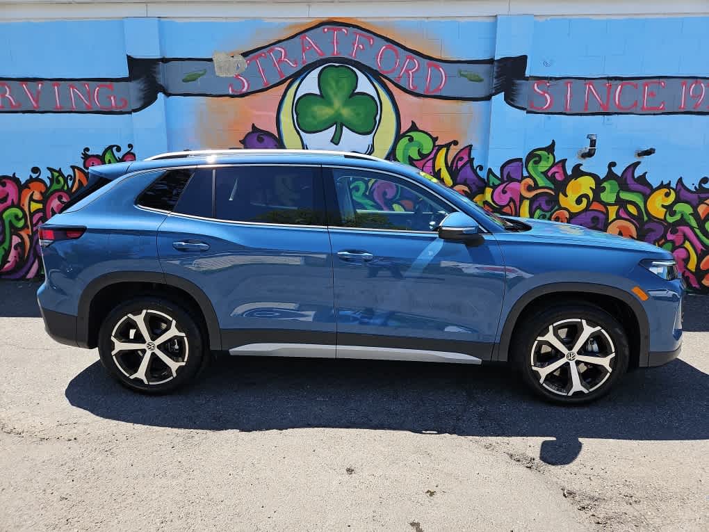 2026 Volkswagen Tiguan SE - Photo 3