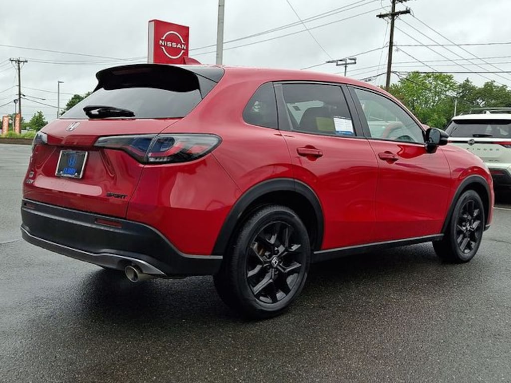 Used 2025 Honda HR-V Sport SUV
