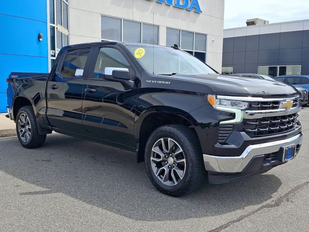 Used 2023 Chevrolet Silverado 1500 LT Truck Crew Cab