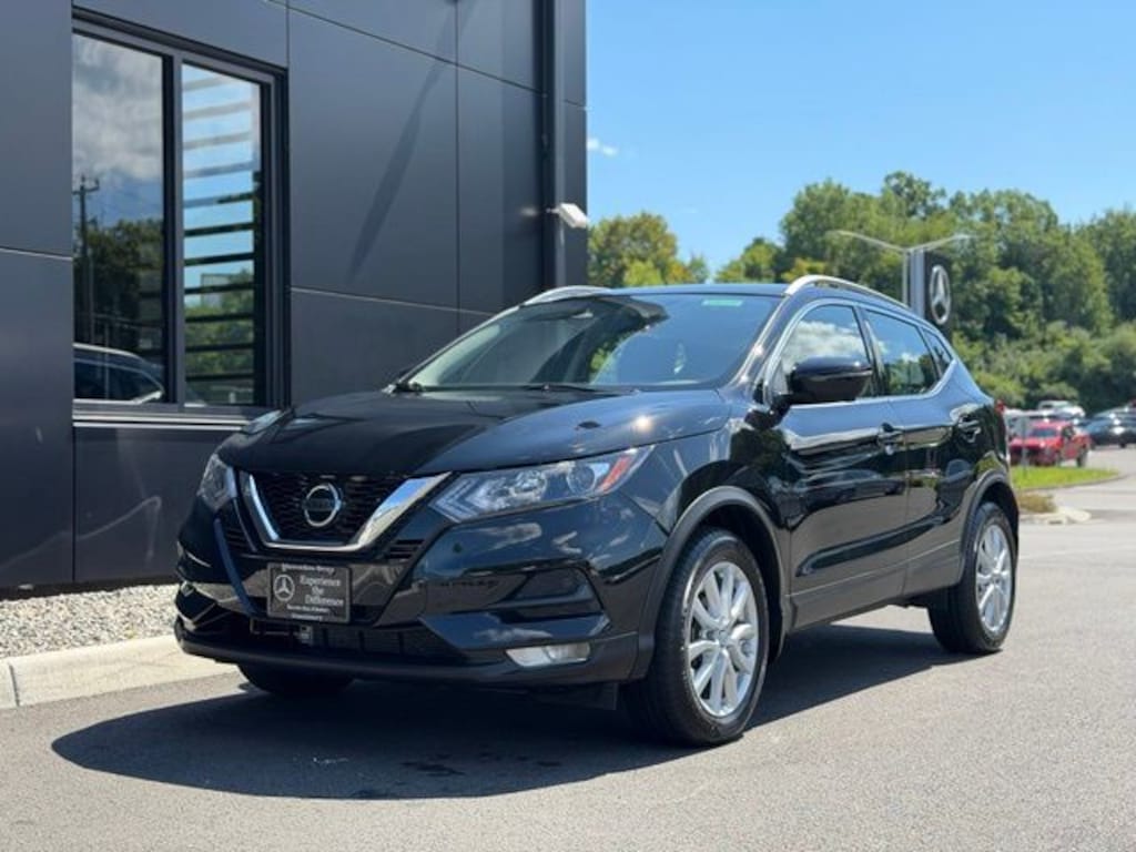 Used 2022 Nissan Rogue Sport SV SUV