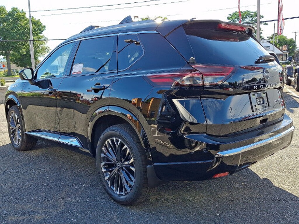 New 2026 Nissan Rogue Platinum SUV