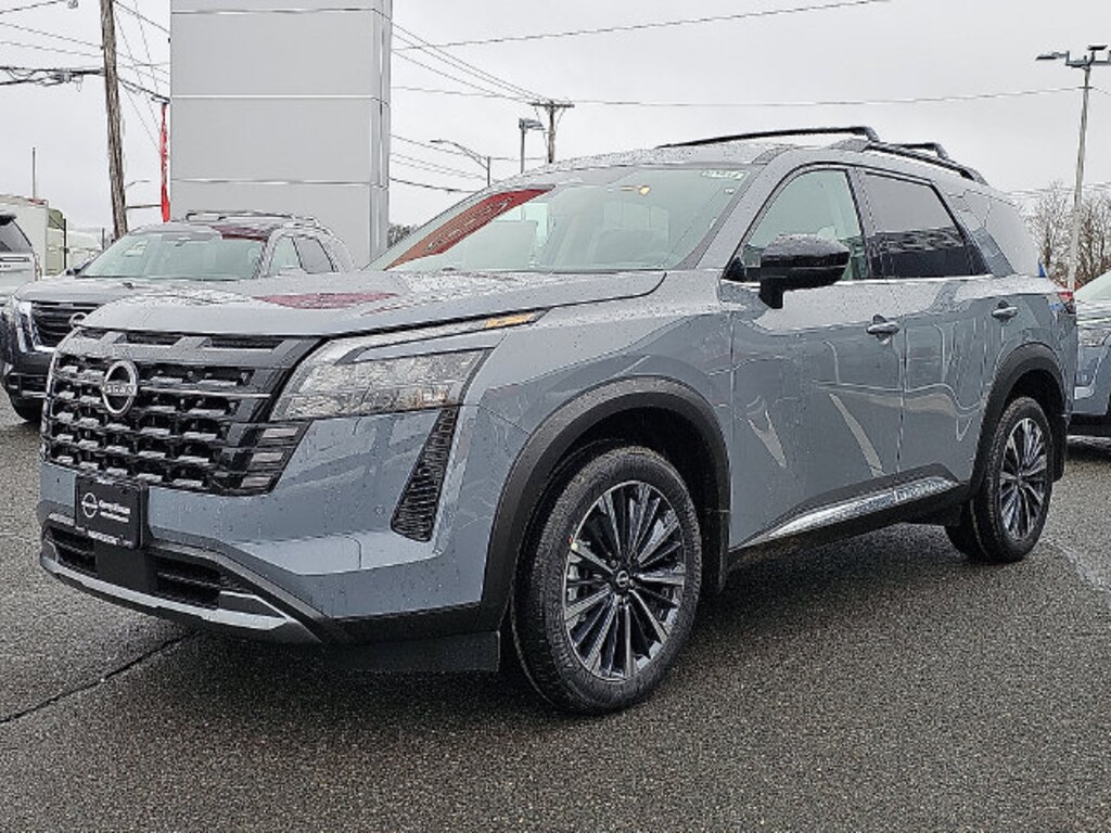 New 2026 Nissan Pathfinder Platinum SUV
