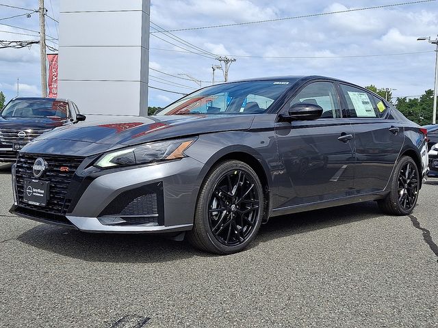 New 2026 Nissan Altima SR Sedan