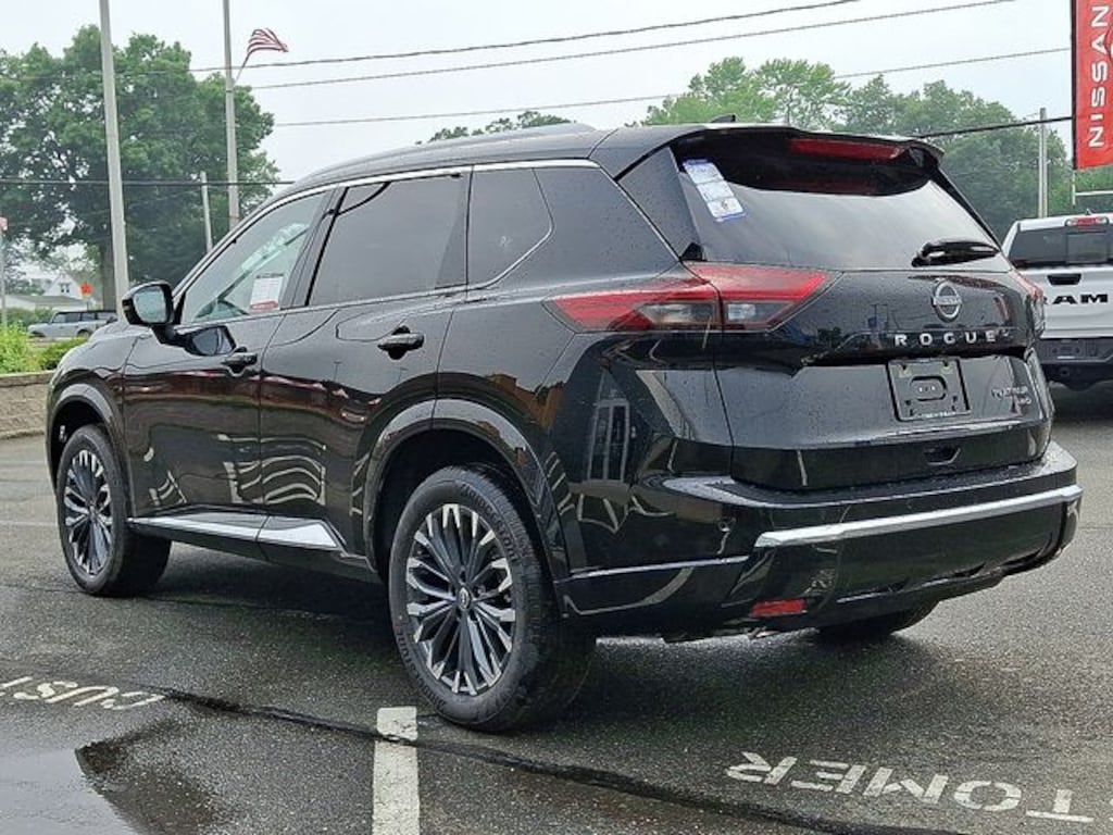 New 2026 Nissan Rogue Platinum SUV