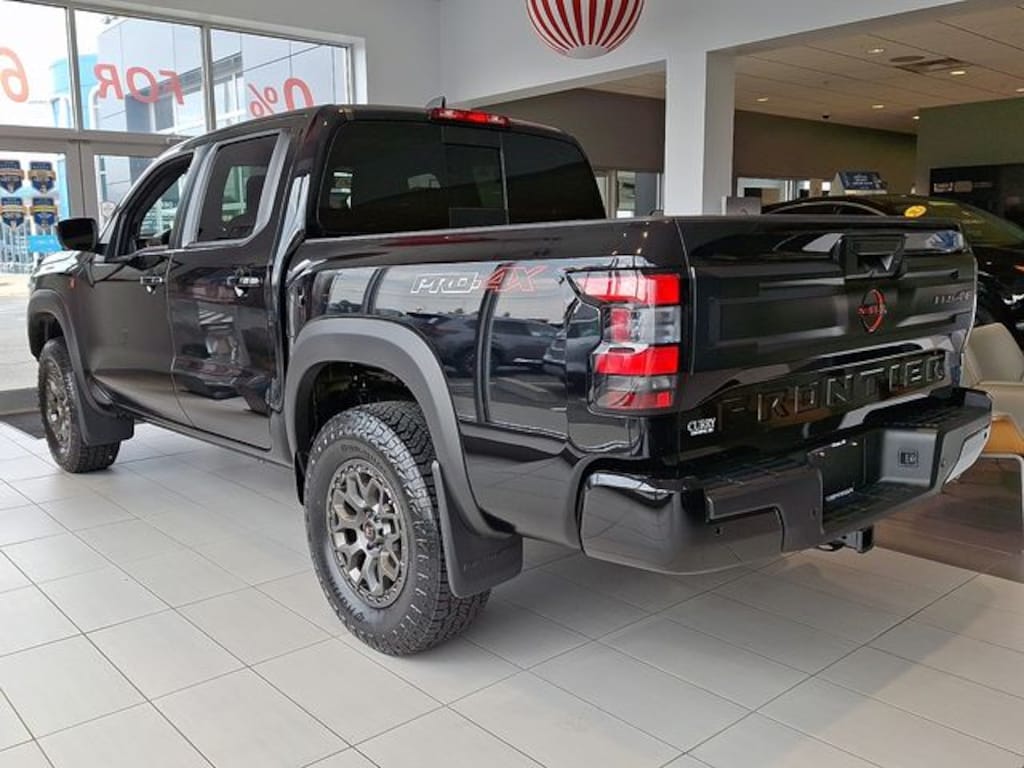 New 2026 Nissan Frontier PRO-4X w/R Package Truck