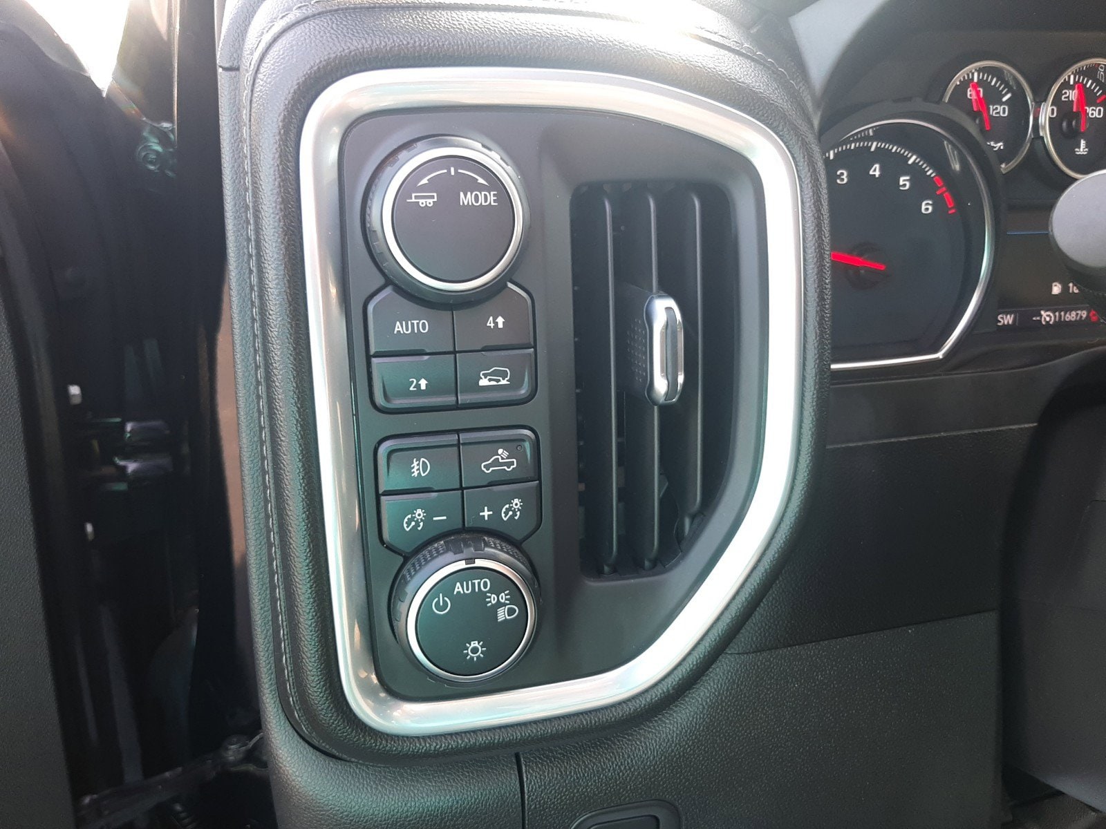 2021 Chevrolet Silverado 1500 RST - Photo 25