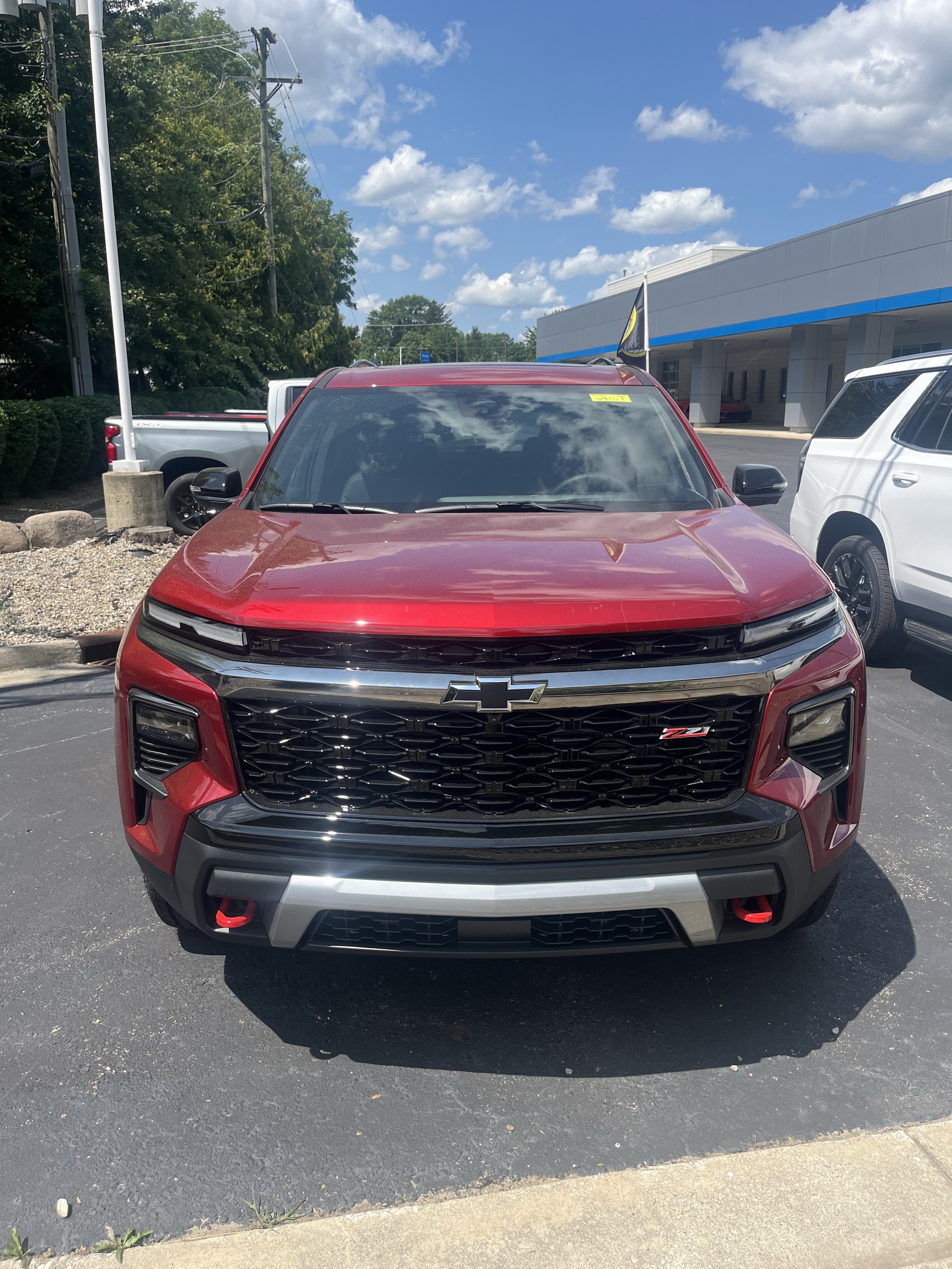 2026 Chevrolet Traverse Z71 - Photo 2