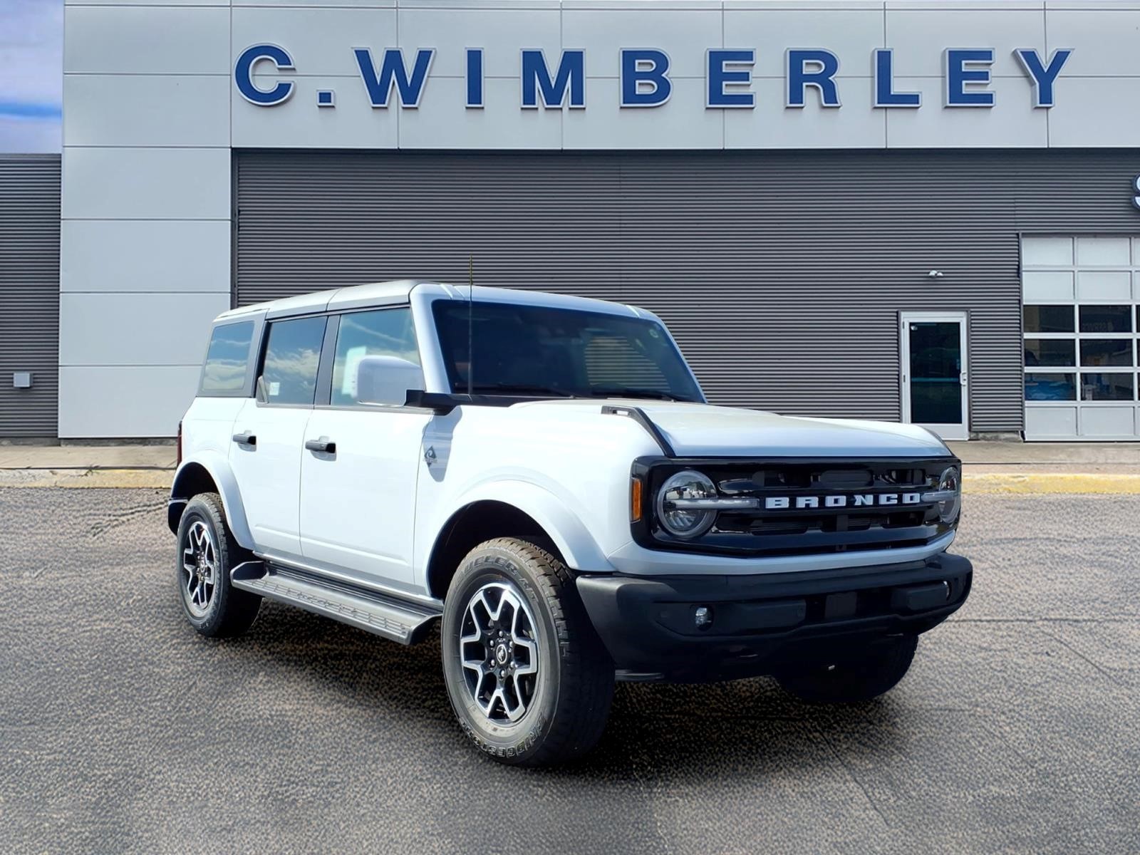 2026 Ford Bronco Outer Banks 4x4 Outer Banks  SUV