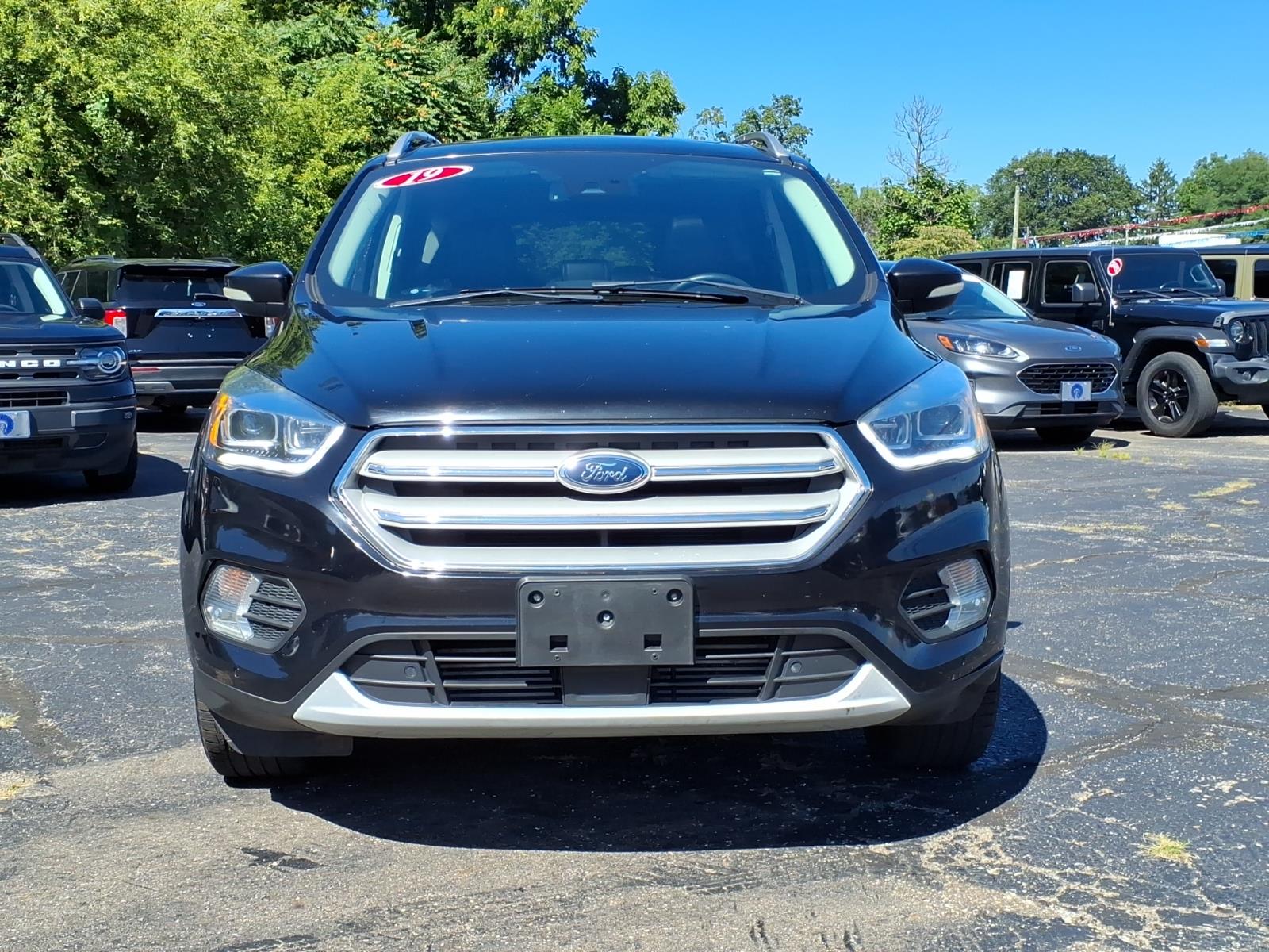 Used 2019 Ford Escape Titanium with VIN 1FMCU9J95KUC17568 for sale in Dowagiac, MI
