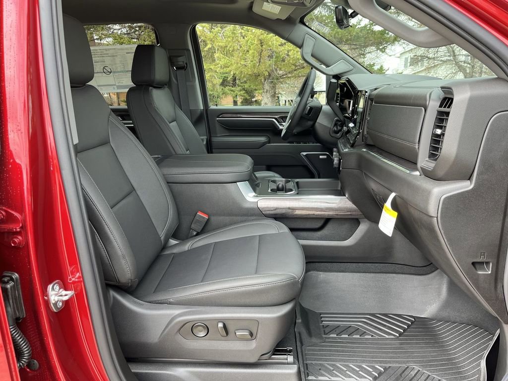 2026 Chevrolet Silverado 3500 HD LTZ - Photo 23