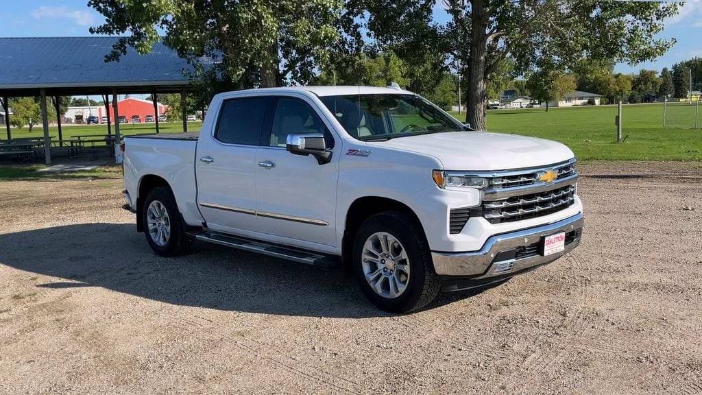 Used 2024 Chevrolet Silverado 1500 LTZ with VIN 2GCUDGEDXR1175495 for sale in Oslo, Minnesota