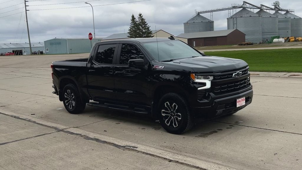 Used 2024 Chevrolet Silverado 1500 RST with VIN 1GCUDEE81RZ293191 for sale in Oslo, Minnesota