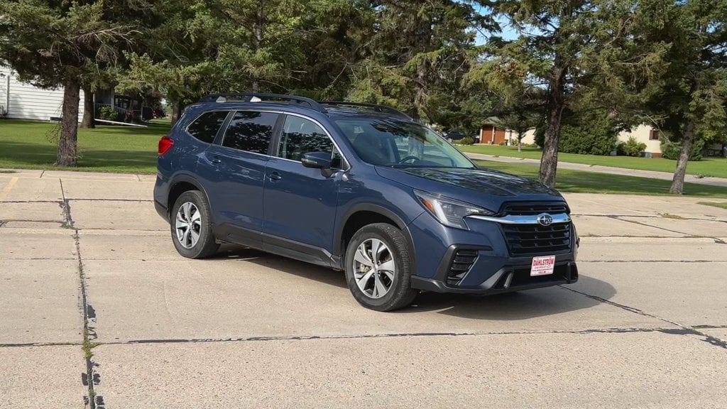 Used 2023 Subaru Ascent Premium with VIN 4S4WMAED8P3459409 for sale in Oslo, Minnesota