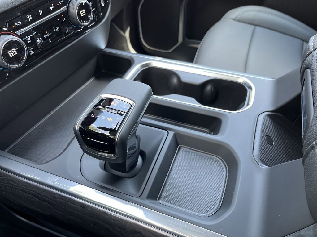 2026 Chevrolet Silverado 1500 LTZ - Photo 20
