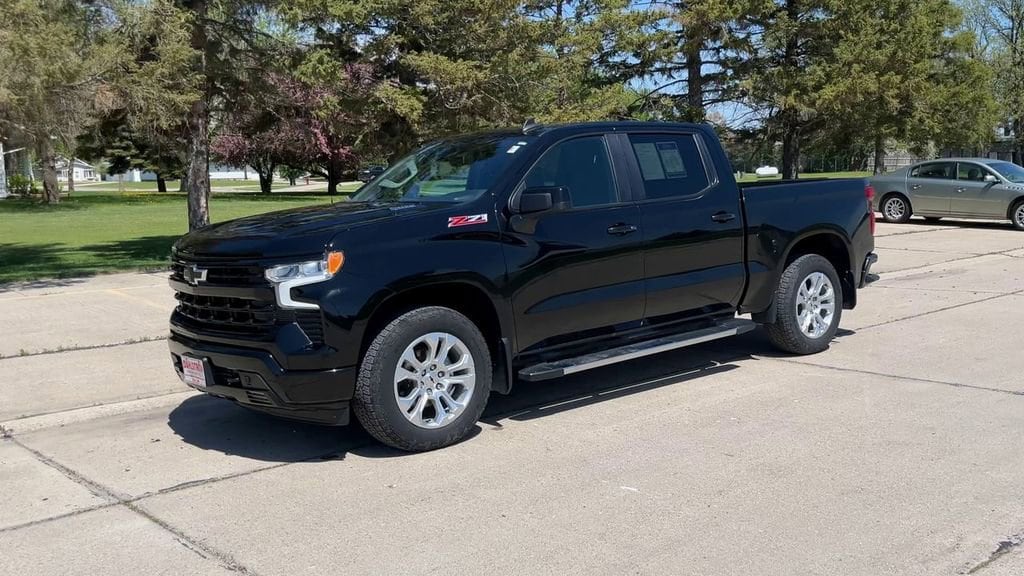 2023 Chevrolet Silverado 1500 RST - Photo 4