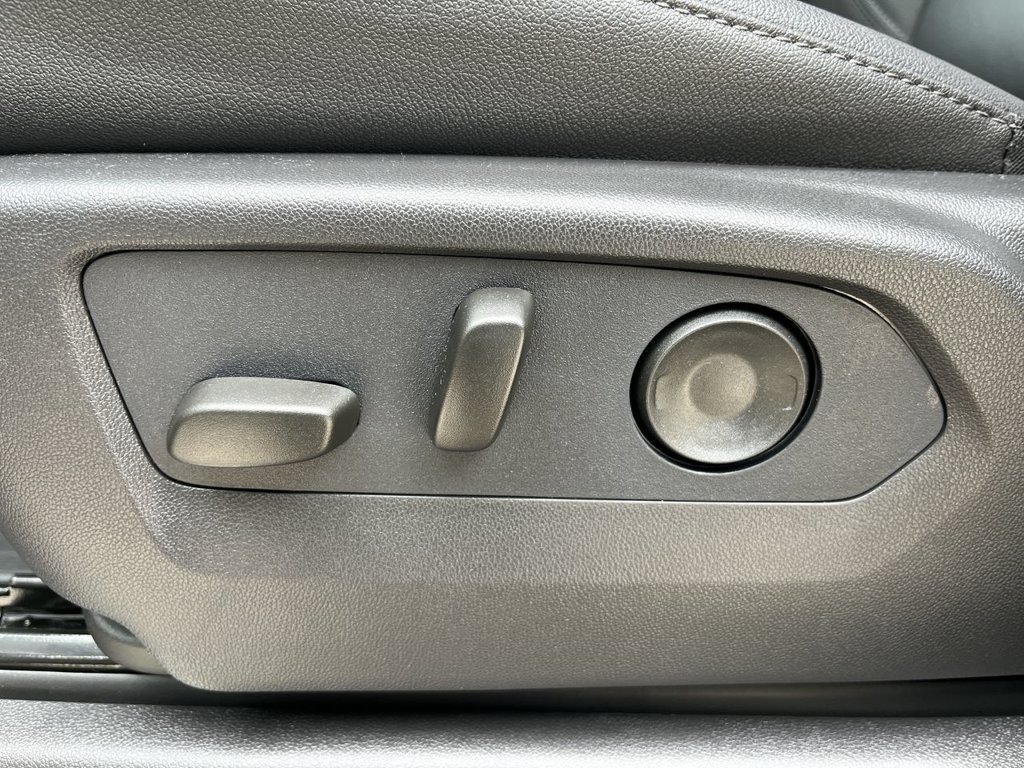 2026 Chevrolet Silverado 3500 HD LTZ - Photo 12