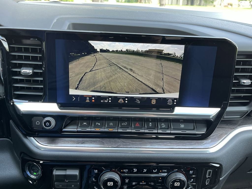 2026 Chevrolet Silverado 1500 LTZ - Photo 17