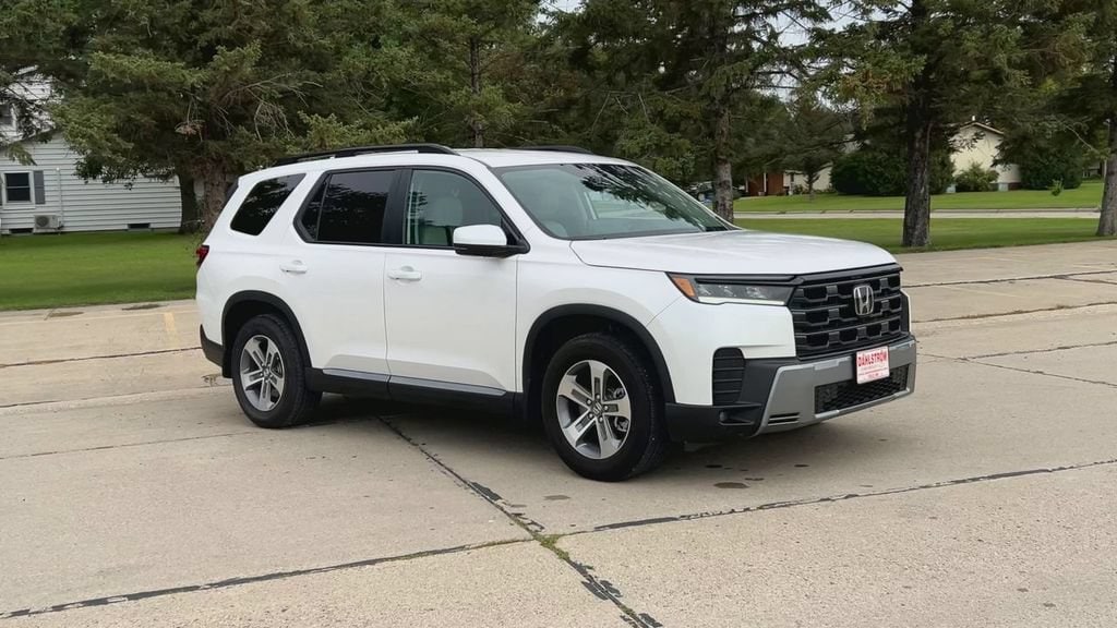 Used 2026 Honda Pilot EX-L with VIN 5FNYG1H4XTB030074 for sale in Oslo, Minnesota