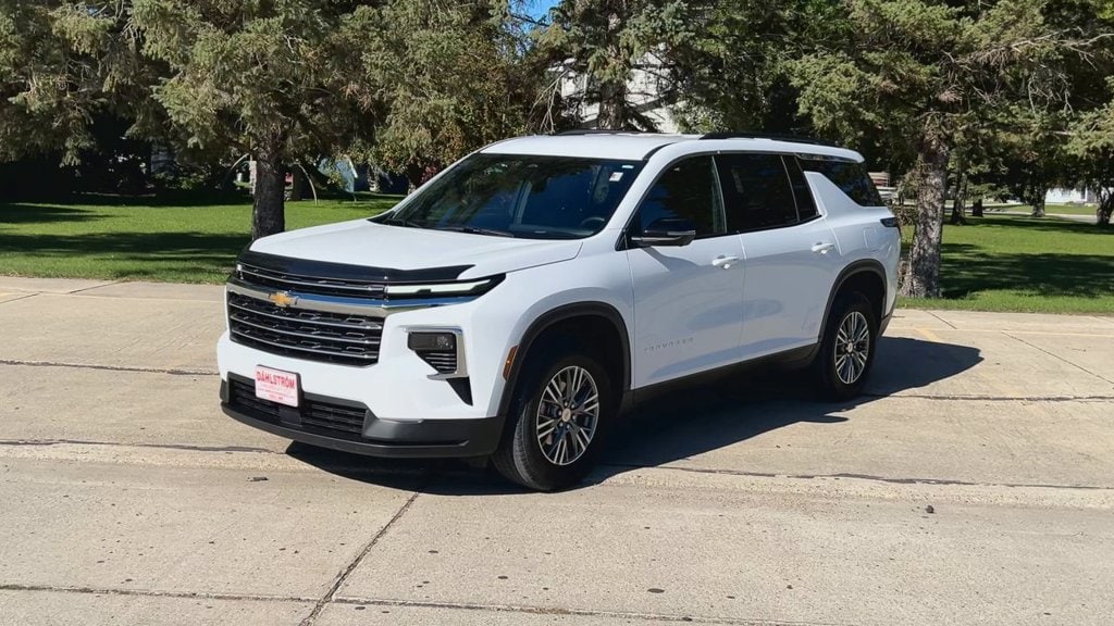 Used 2026 Chevrolet Traverse LT SUV