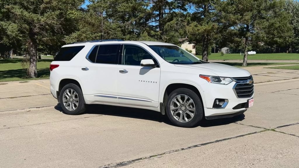 Used 2019 Chevrolet Traverse Premier with VIN 1GNEVKKW9KJ200884 for sale in Oslo, Minnesota