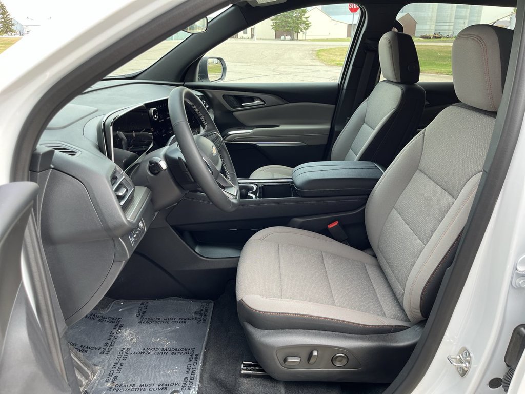 2026 Chevrolet Traverse LT - Photo 11