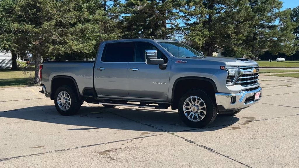 Used 2025 Chevrolet Silverado 3500HD LTZ with VIN 2GC4KUE75S1139654 for sale in Oslo, Minnesota