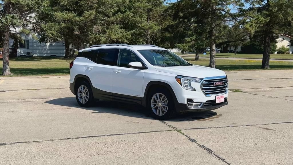 Used 2024 GMC Terrain SLT with VIN 3GKALVEG5RL310129 for sale in Oslo, Minnesota