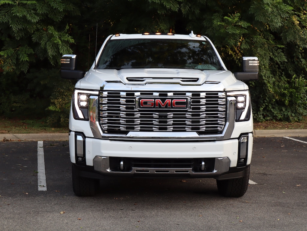 Used 2025 GMC Sierra 2500HD Denali Pickup