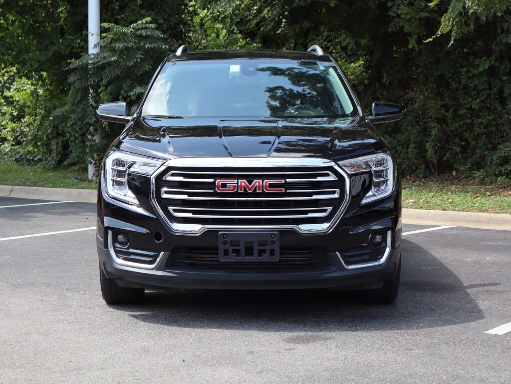 Used 2024 GMC Terrain SLT SUV